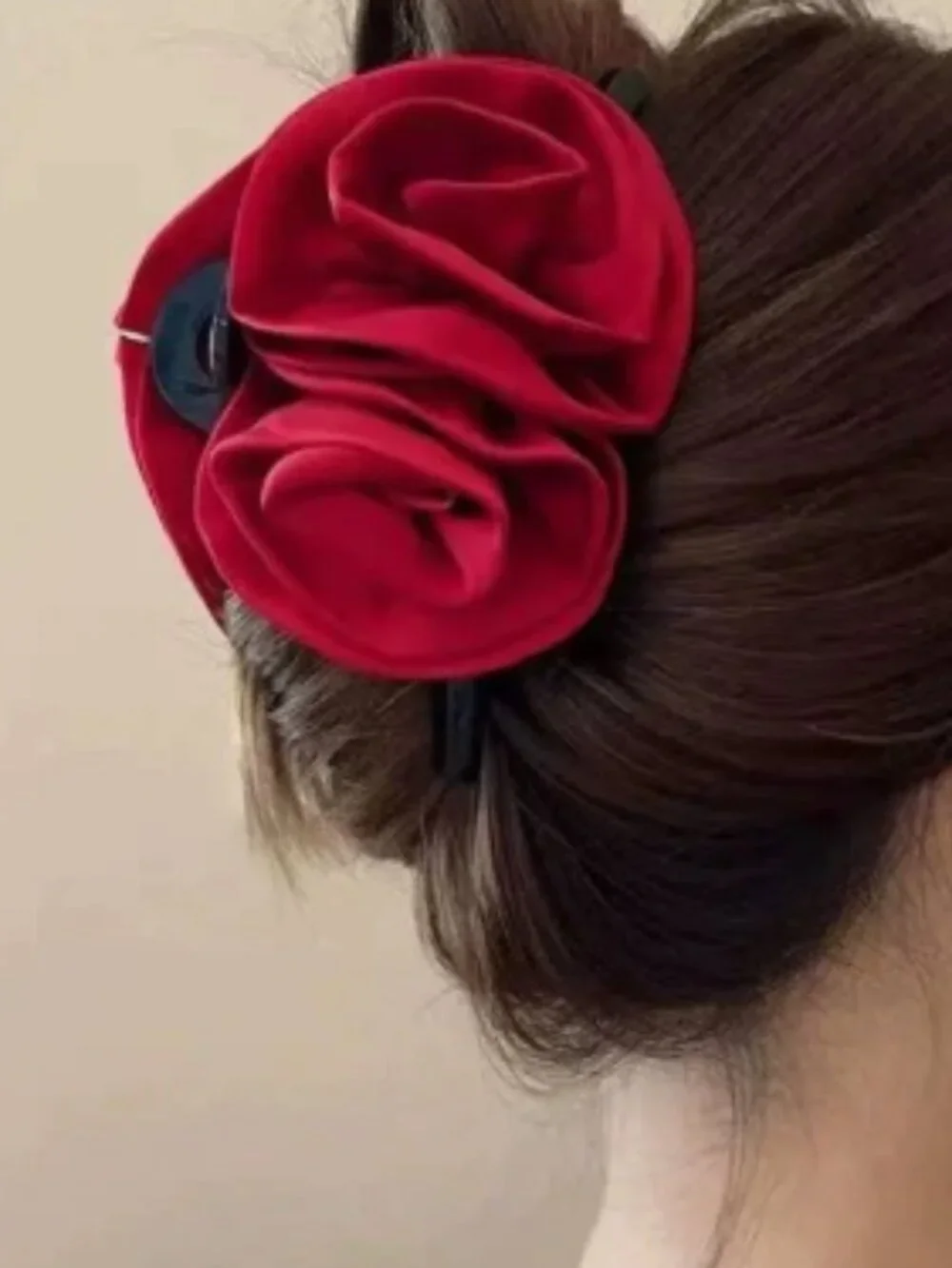 Women's hair clip